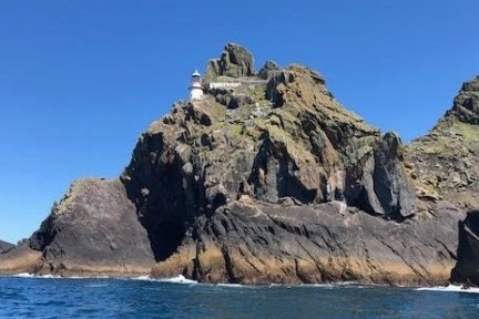 an island in the middle of a rocky mountain